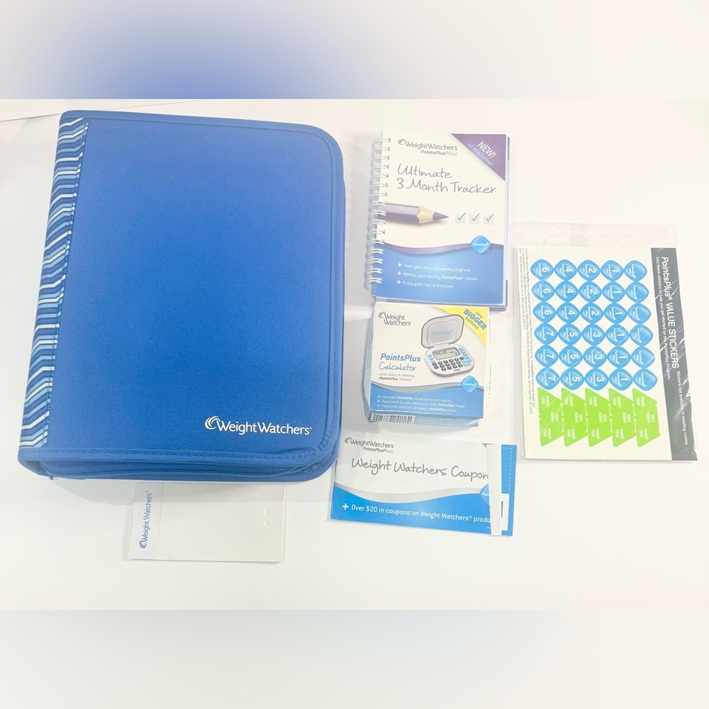 Weight Watchers WW Zippered Case Binder Calculator 3 Month Tracker Points Plus